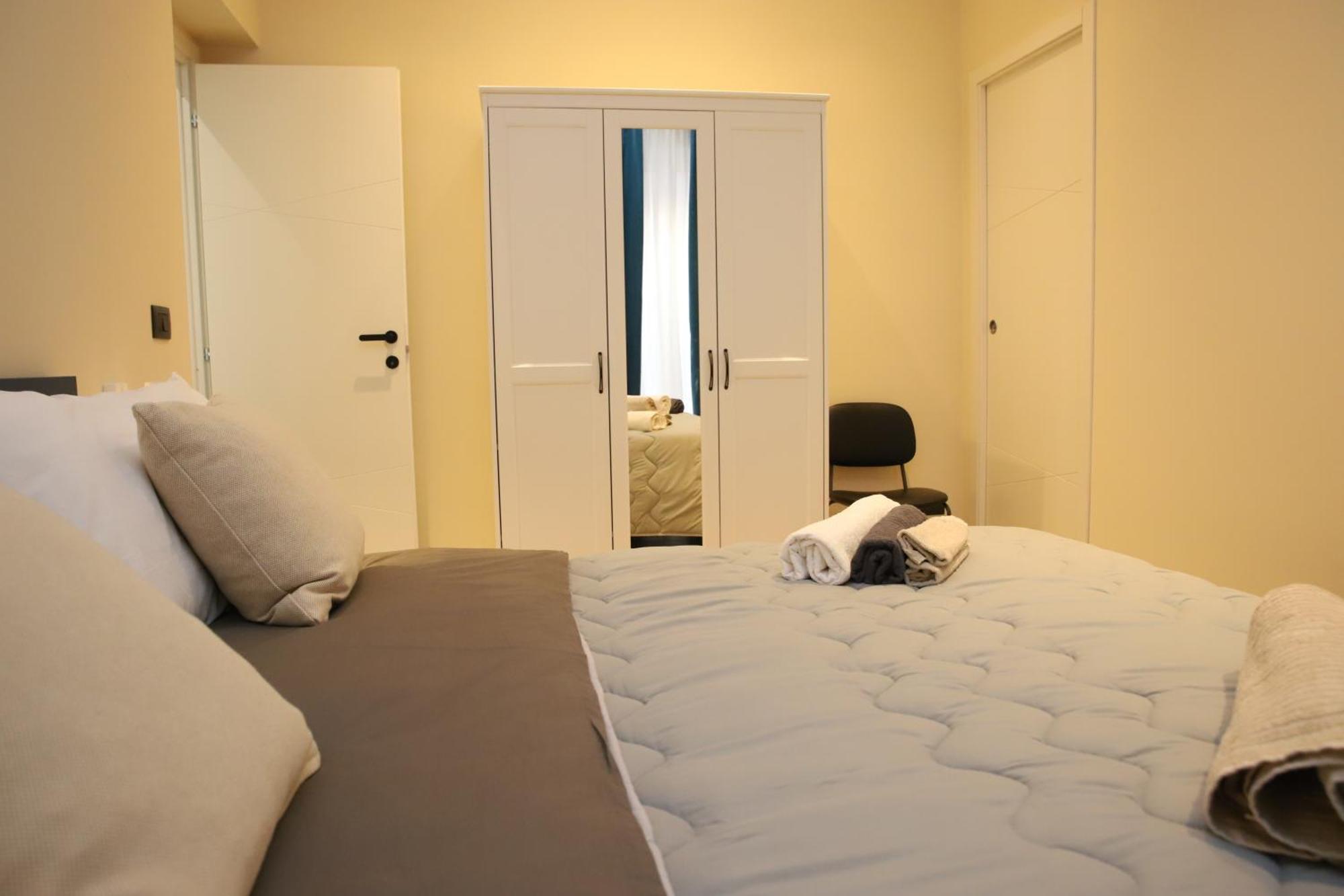 Nica Apartment คาตาเนีย ภายนอก รูปภาพ